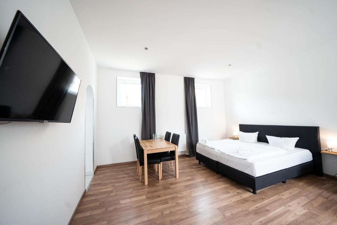 Zur Alten Stadtkellerei 3* Leipzig